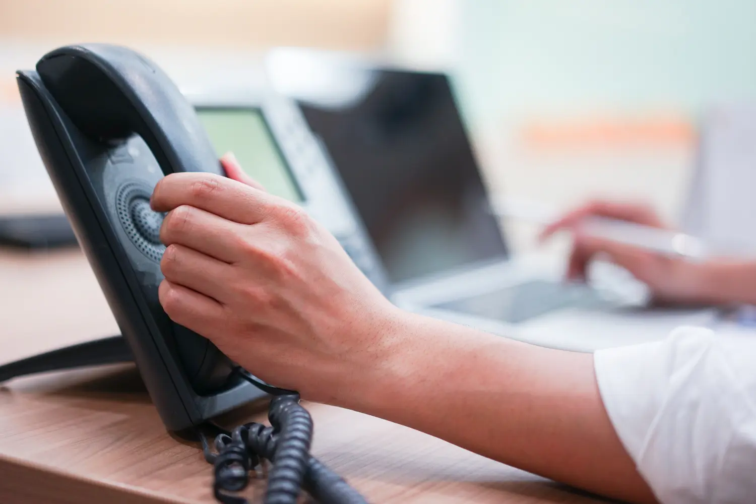Centralita virtual para atención al cliente y ventas Una centralita virtual que mejora la atención al cliente y ventas